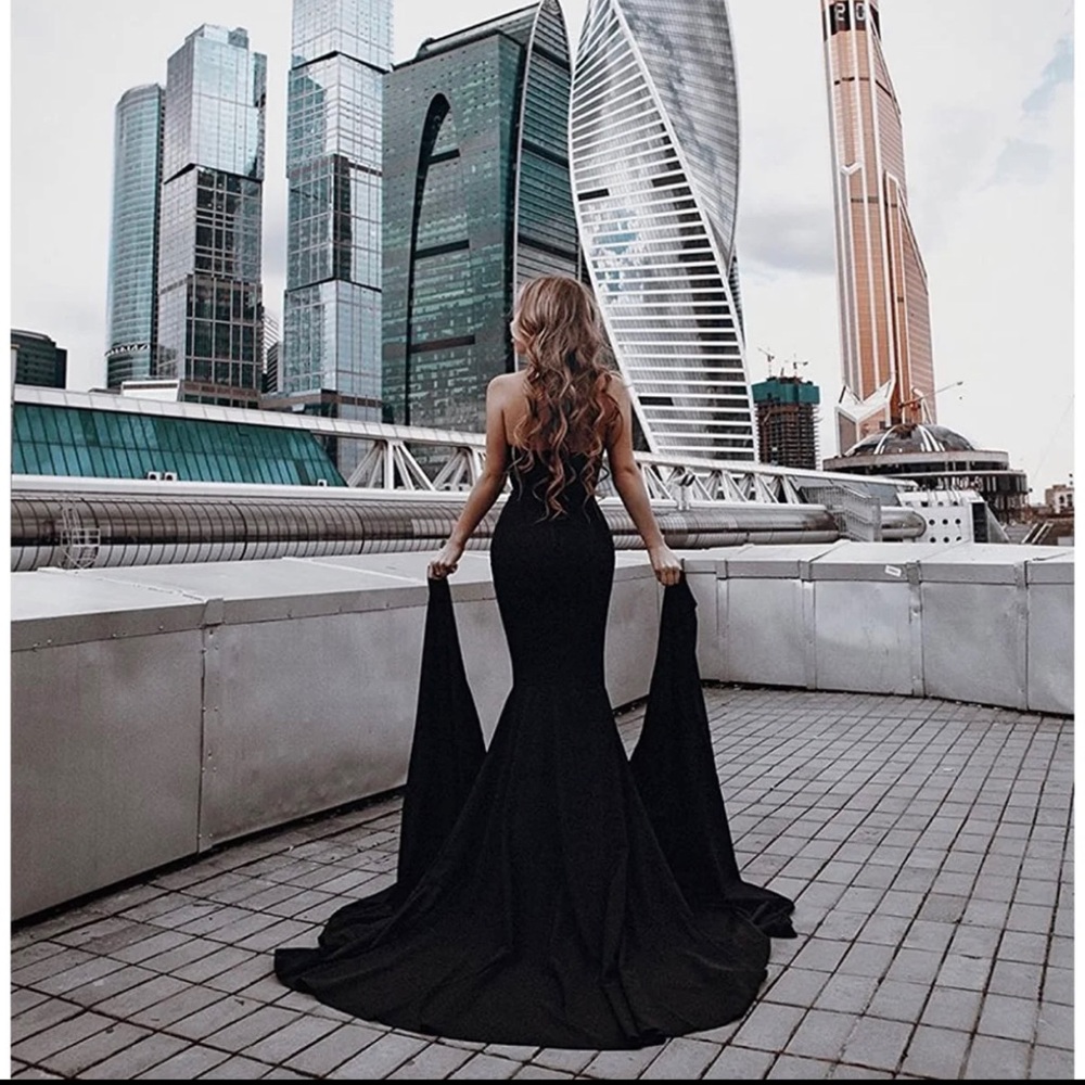 Strapless long dress - Picture 3 of 5